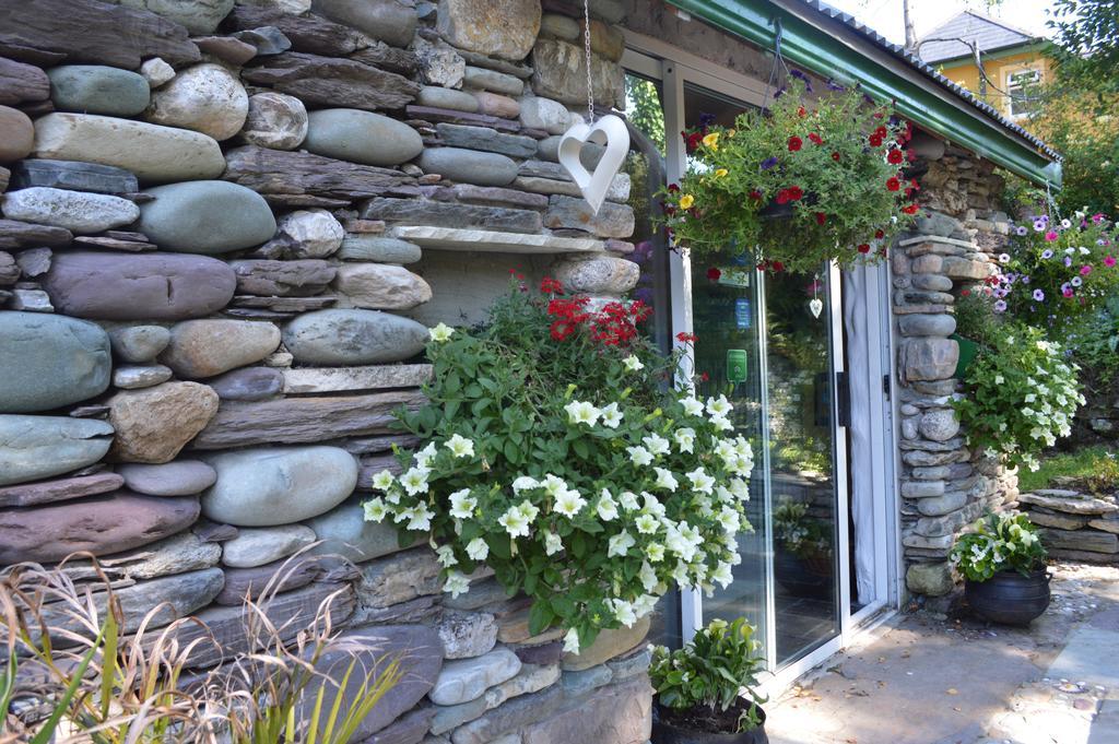 Lissyclearig Thatched Cottage Kenmare Exterior foto